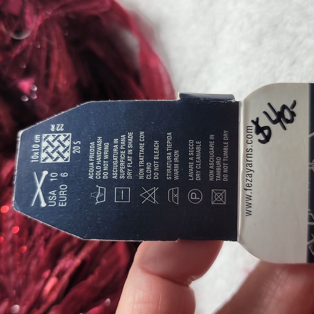 Feza ALP DAZZLE Handcrafted Red and Purple Yarn 2 Skeins - Picture 8 of 9